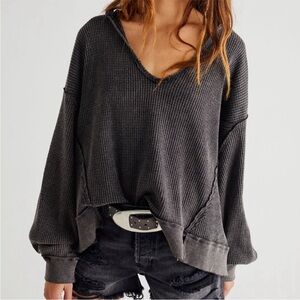 We The Free Black Buttercup Thermal Top, size S